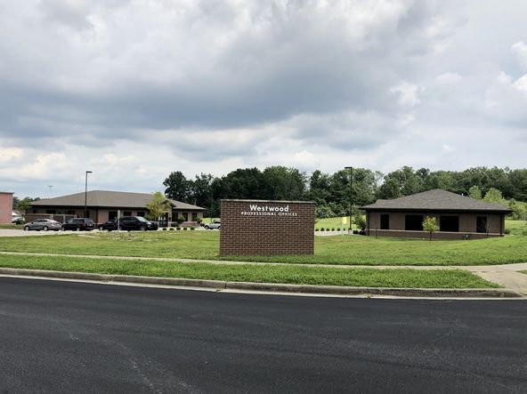 Westwood Professional Offices: 134 Westwood Blvd, Columbus, IN 47201